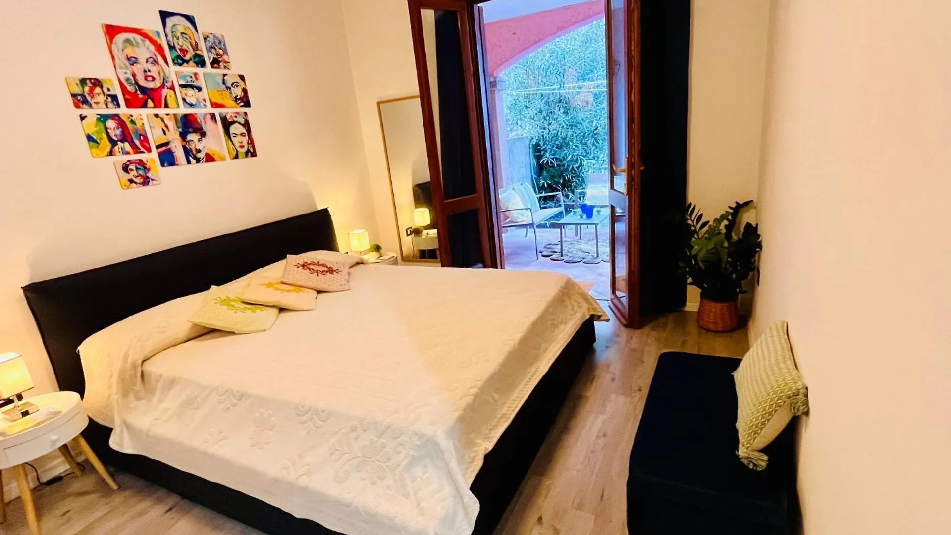 Shardana 3 - Relax A Due Passi Dalla Spiaggia Castelsardo 0*,  Italy