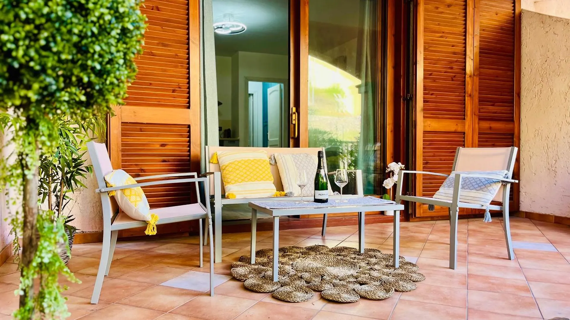 Apartment Shardana 3 - Relax A Due Passi Dalla Spiaggia Castelsardo