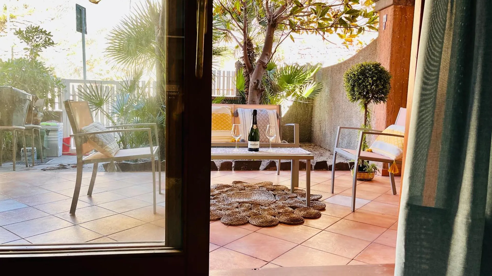 Shardana 3 - Relax A Due Passi Dalla Spiaggia Castelsardo 0*,